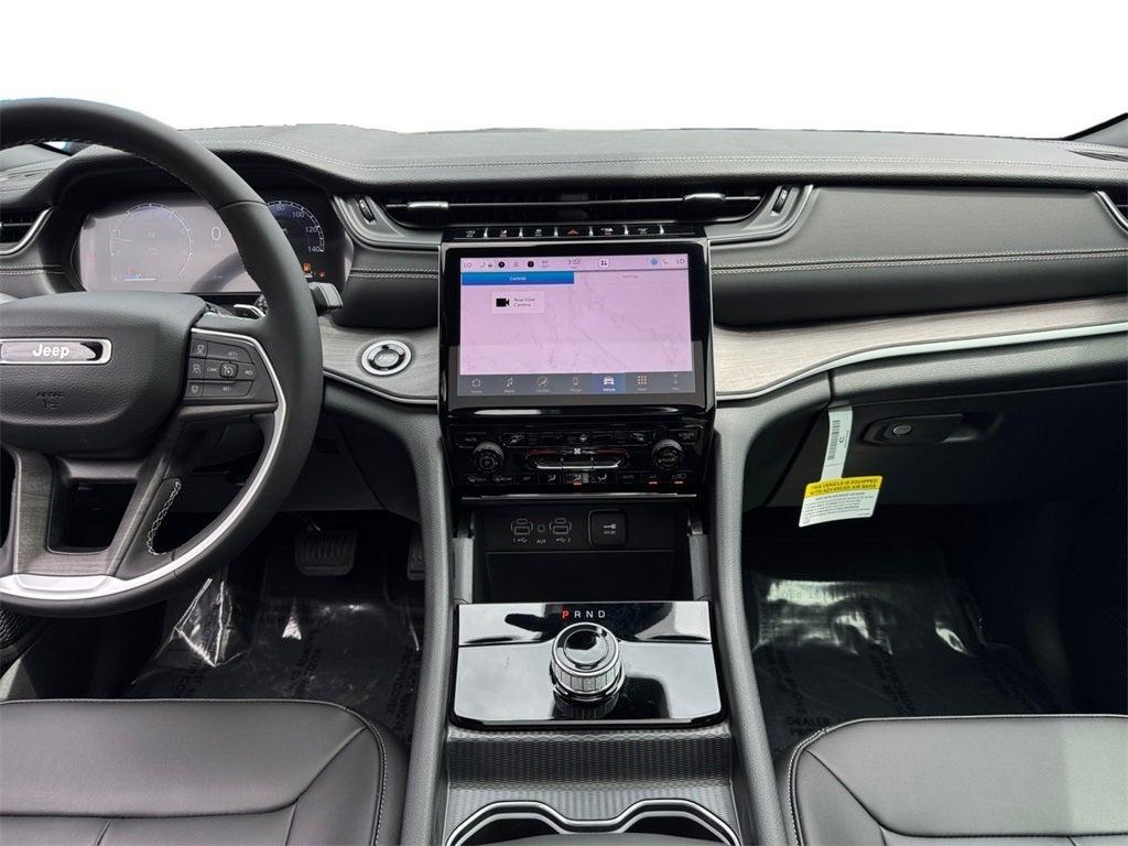 new 2025 Jeep Grand Cherokee car, priced at $39,931