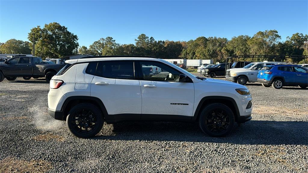 new 2025 Jeep Compass car, priced at $25,999