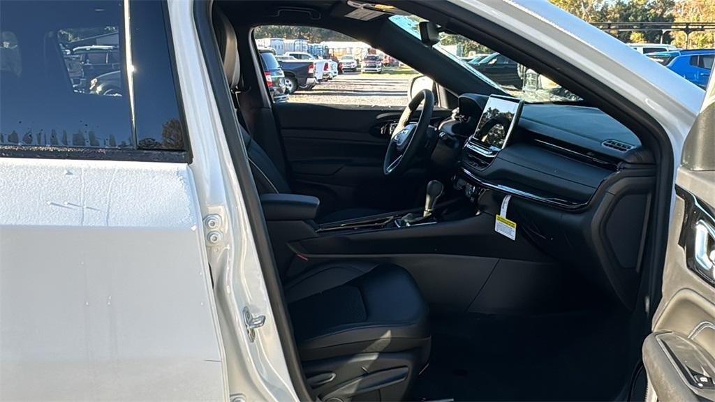 new 2025 Jeep Compass car, priced at $25,999