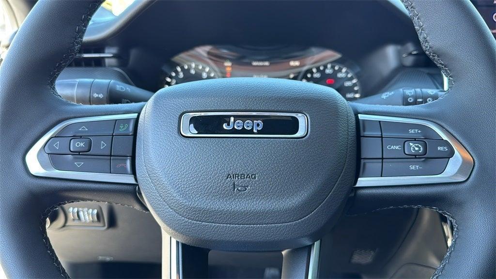 new 2025 Jeep Compass car, priced at $28,125