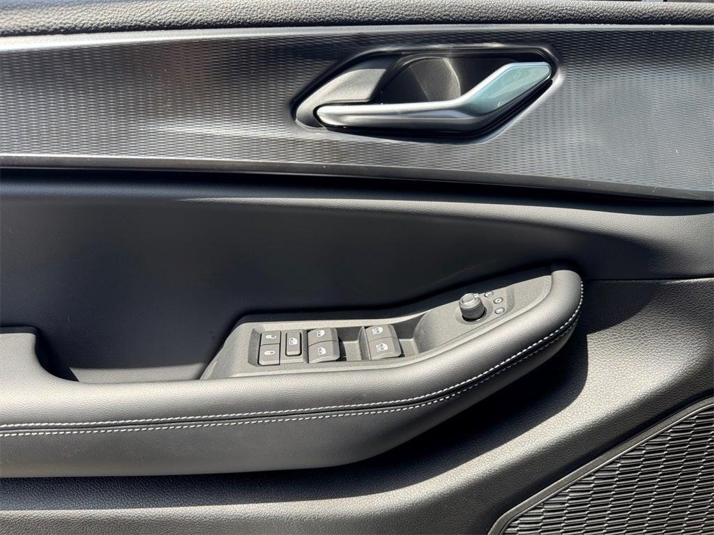 new 2025 Jeep Grand Cherokee L car, priced at $43,011