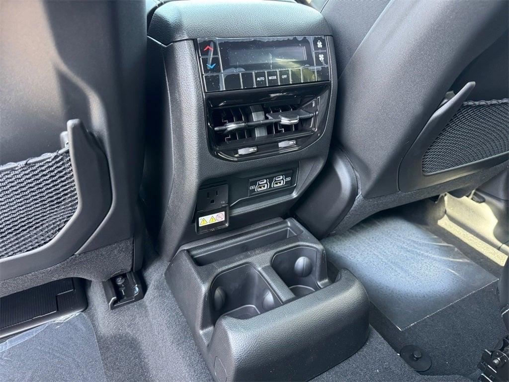 new 2025 Jeep Grand Cherokee L car, priced at $43,011