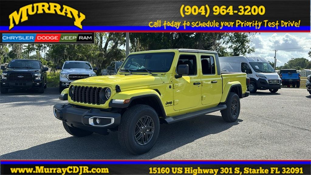 new 2024 Jeep Gladiator car, priced at $45,250