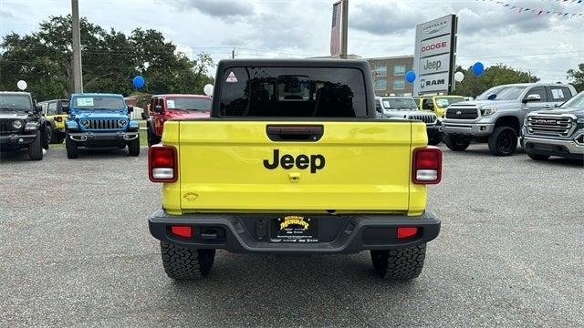 new 2024 Jeep Gladiator car, priced at $43,120