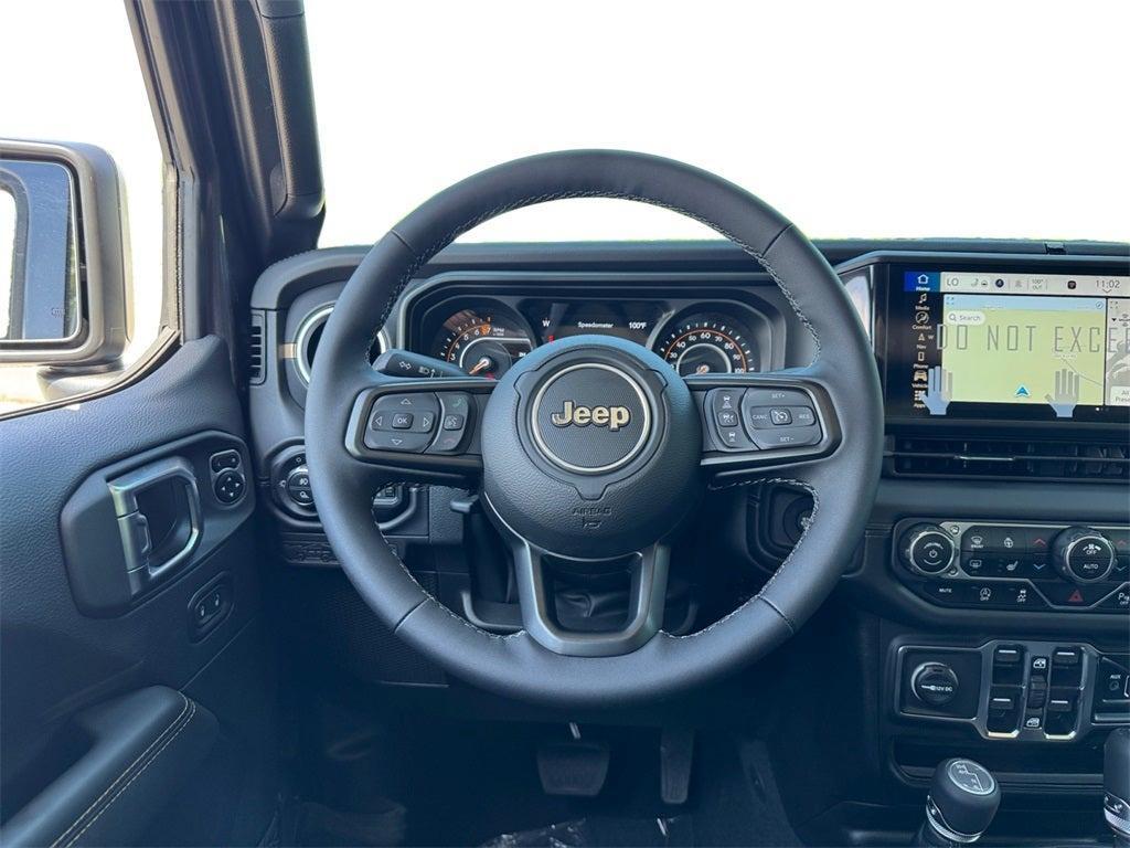 new 2025 Jeep Gladiator car, priced at $46,222