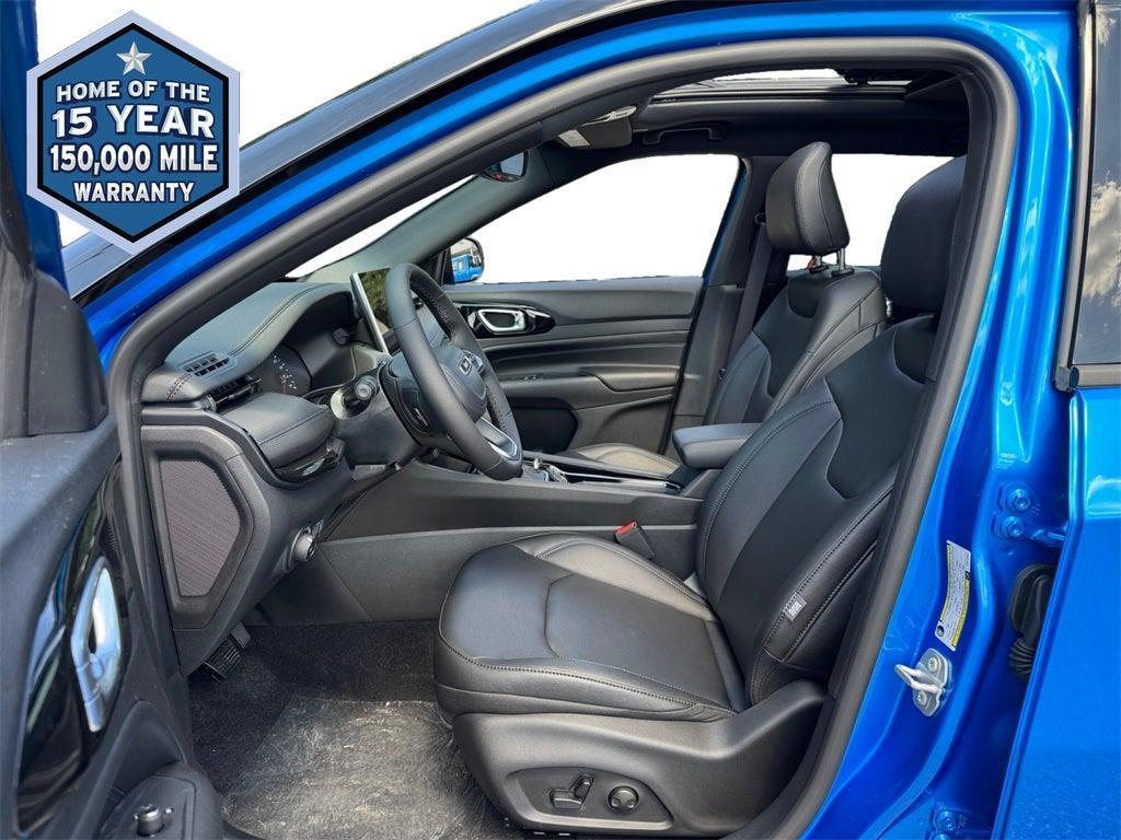 new 2025 Jeep Compass car, priced at $34,359