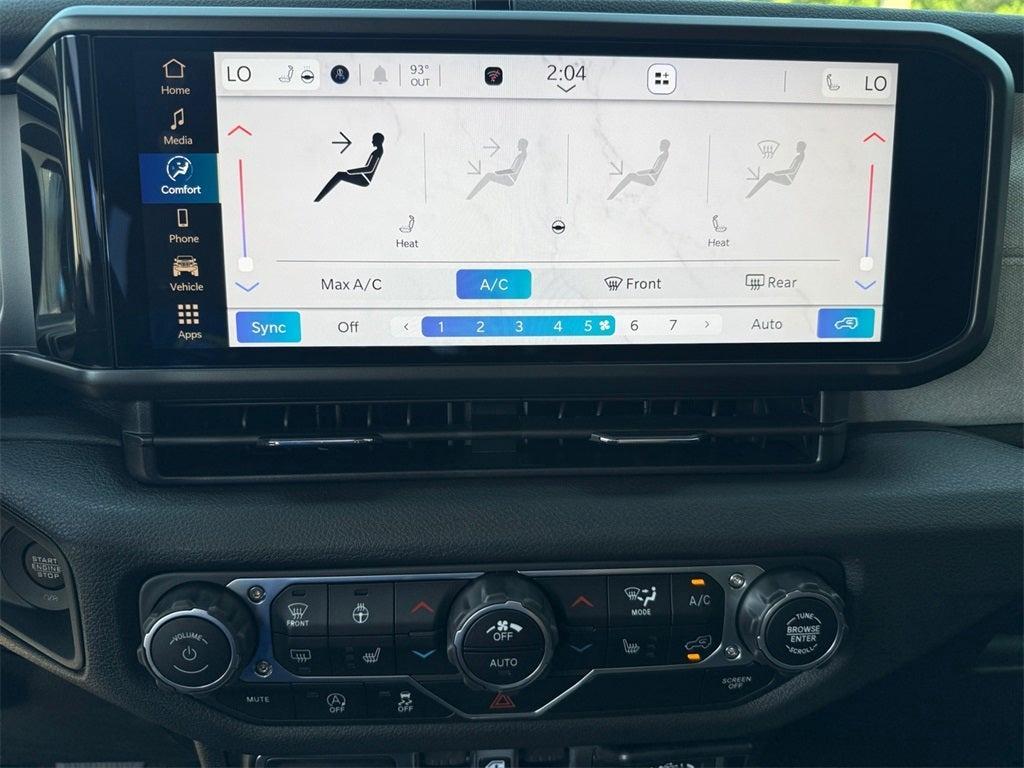 new 2025 Jeep Wrangler car, priced at $44,581