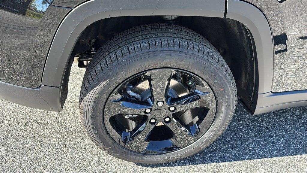 new 2025 Jeep Grand Cherokee car, priced at $42,540