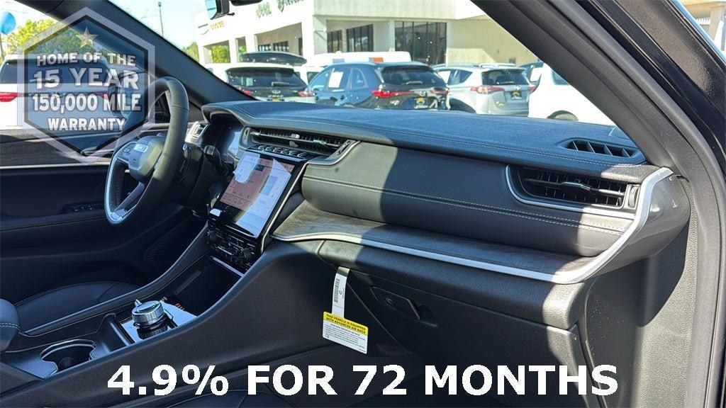 new 2025 Jeep Grand Cherokee car, priced at $42,404