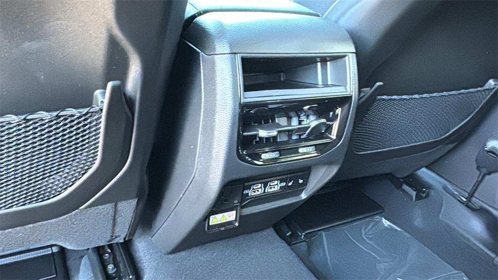 new 2025 Jeep Grand Cherokee car, priced at $44,509