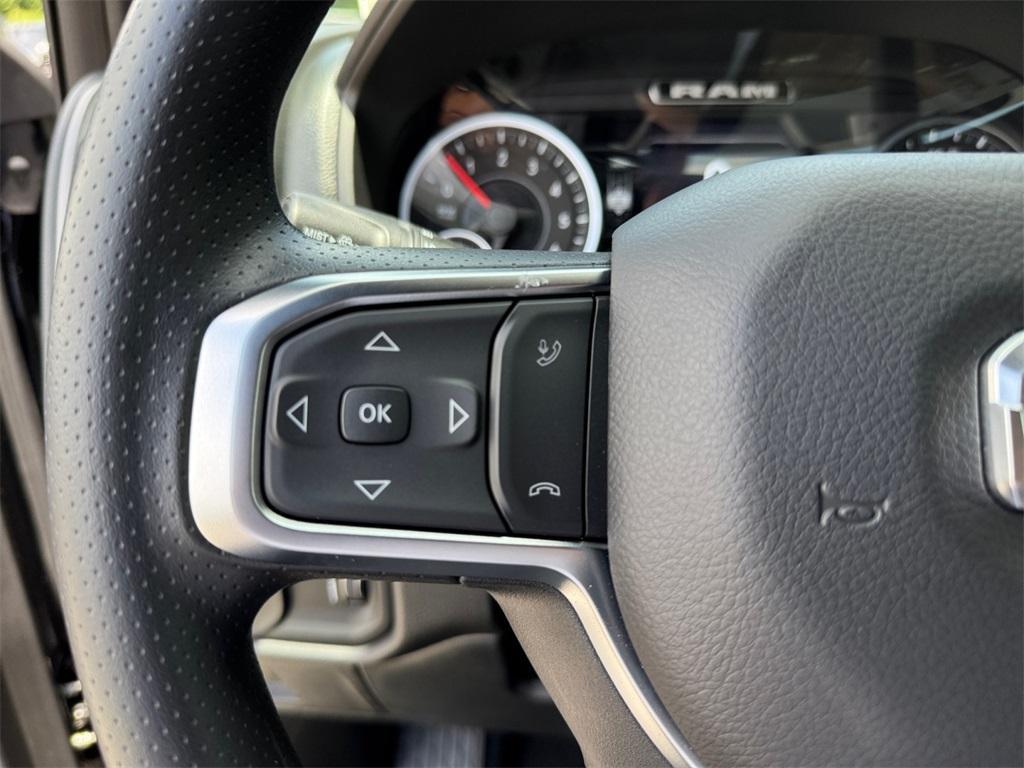 new 2025 Ram 1500 car, priced at $47,618