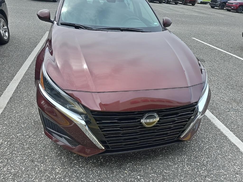 used 2023 Nissan Altima car, priced at $21,464