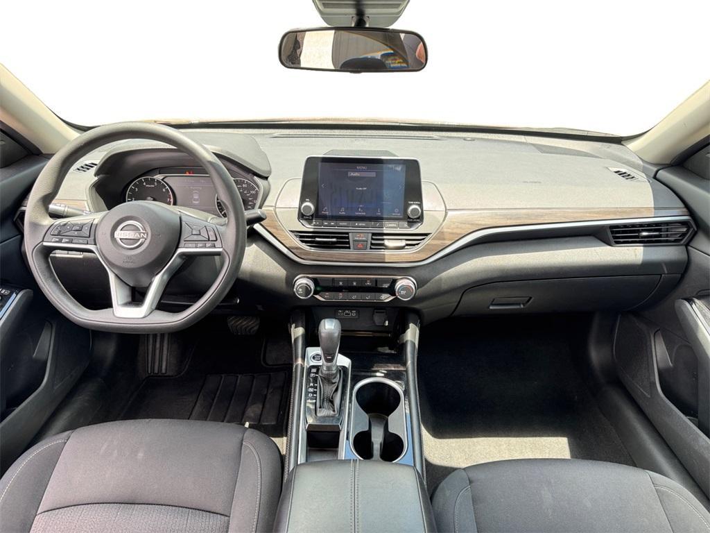 used 2023 Nissan Altima car, priced at $20,000