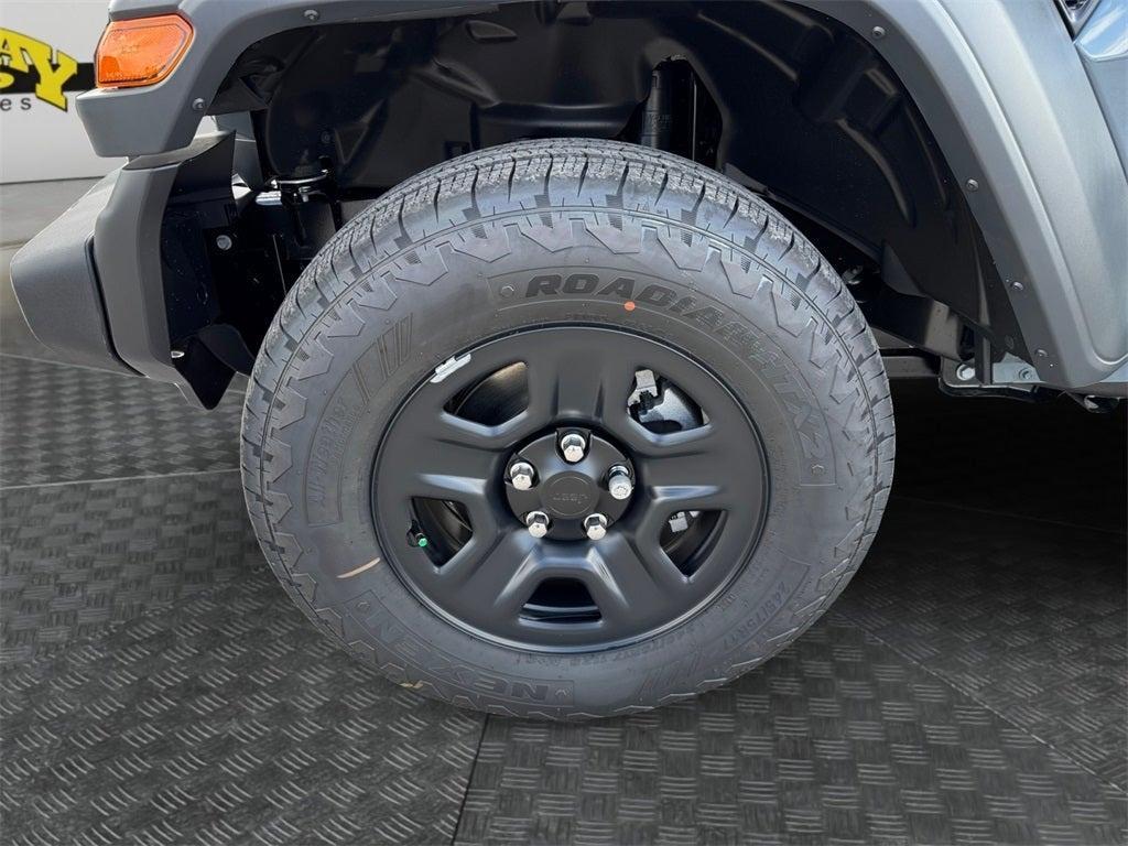 new 2025 Jeep Wrangler car, priced at $31,871