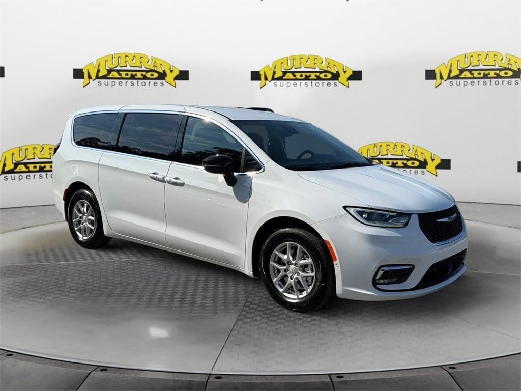 new 2026 Chrysler Pacifica car, priced at $35,242