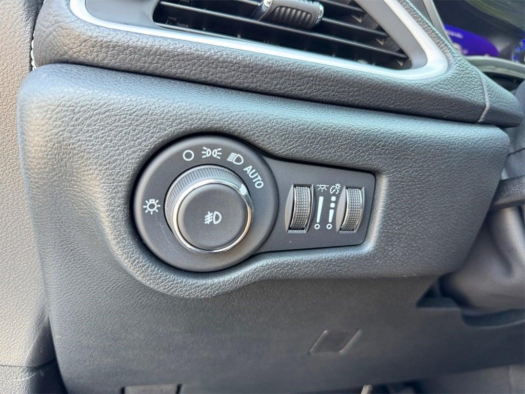 new 2026 Chrysler Pacifica car, priced at $35,242