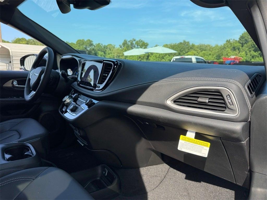 new 2026 Chrysler Pacifica car, priced at $35,242