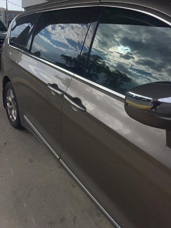 used 2018 Chrysler Pacifica car, priced at $17,500