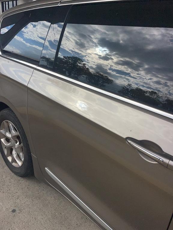 used 2018 Chrysler Pacifica car, priced at $17,500