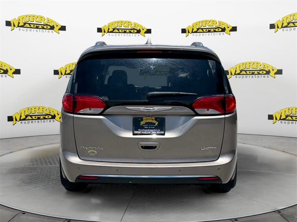used 2018 Chrysler Pacifica car, priced at $15,500