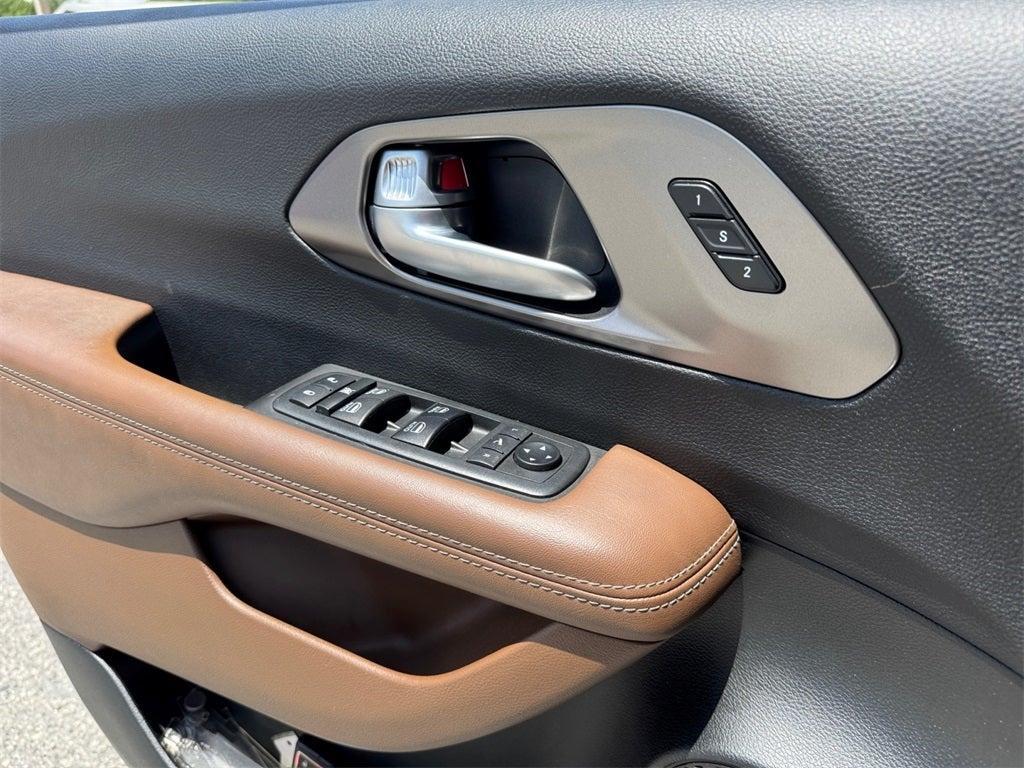 used 2018 Chrysler Pacifica car, priced at $15,500