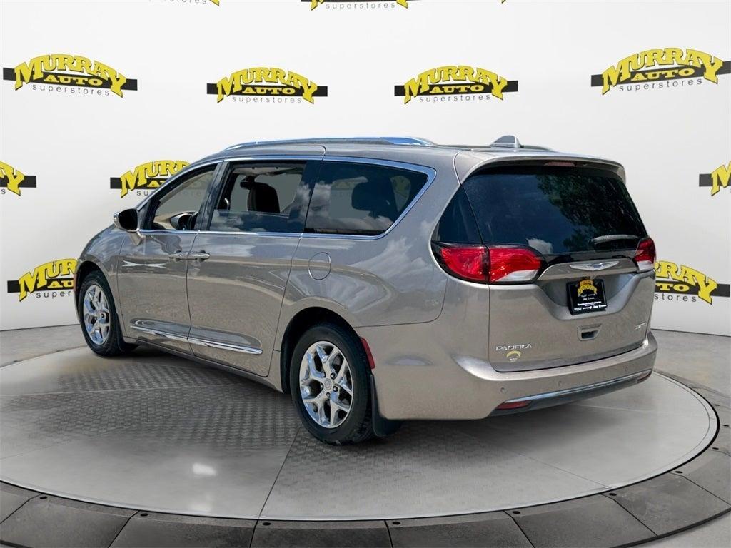 used 2018 Chrysler Pacifica car, priced at $15,500
