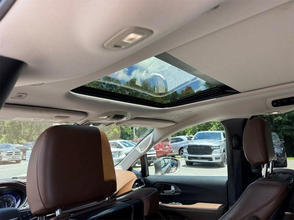 used 2018 Chrysler Pacifica car, priced at $15,500