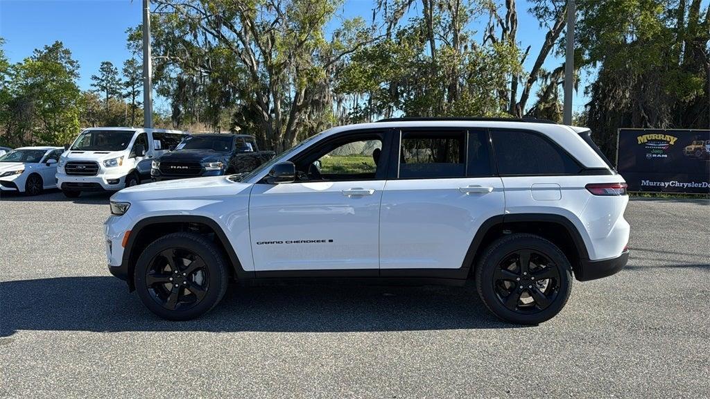 new 2025 Jeep Grand Cherokee car, priced at $44,504