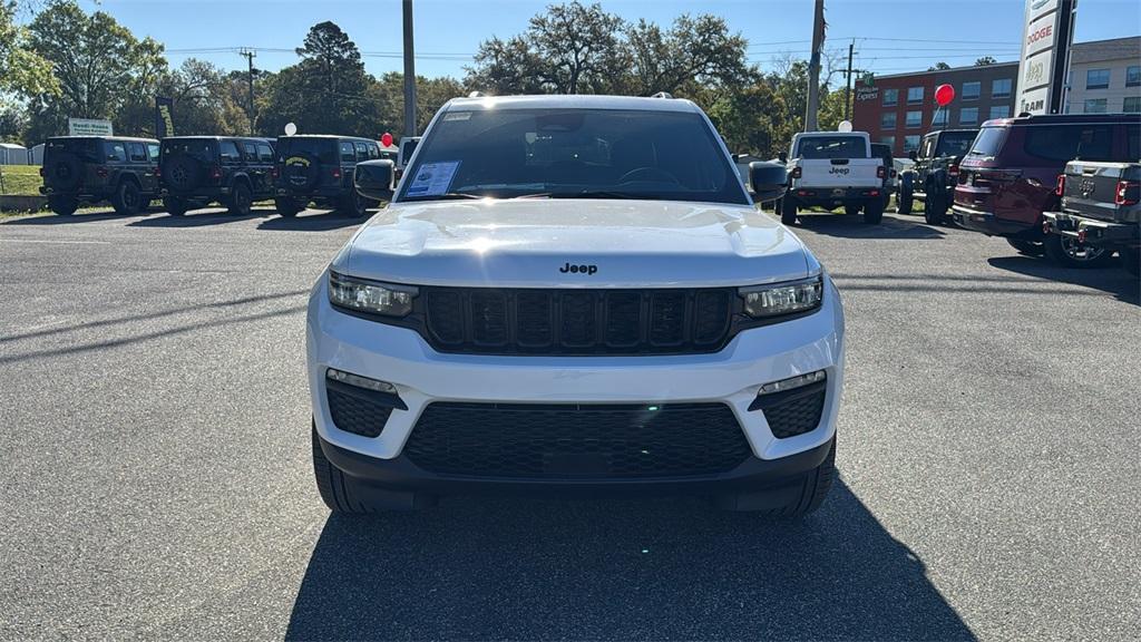 new 2025 Jeep Grand Cherokee car, priced at $45,759