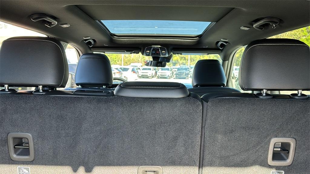 new 2025 Jeep Grand Cherokee car, priced at $45,759