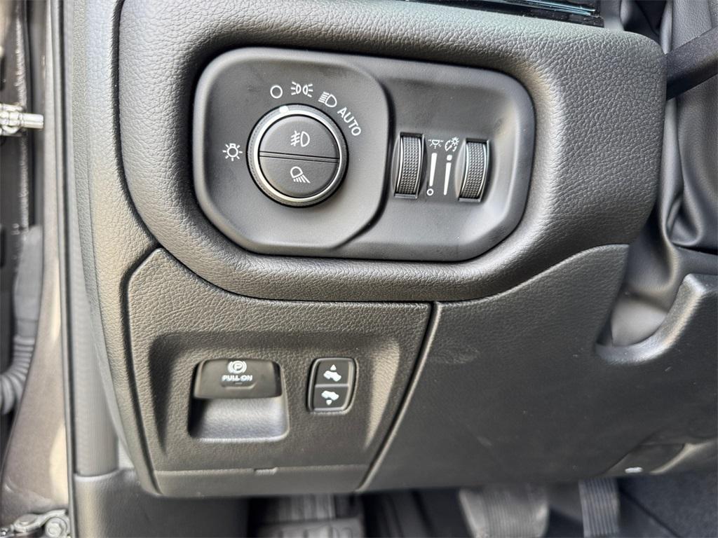 new 2025 Ram 1500 car, priced at $58,518