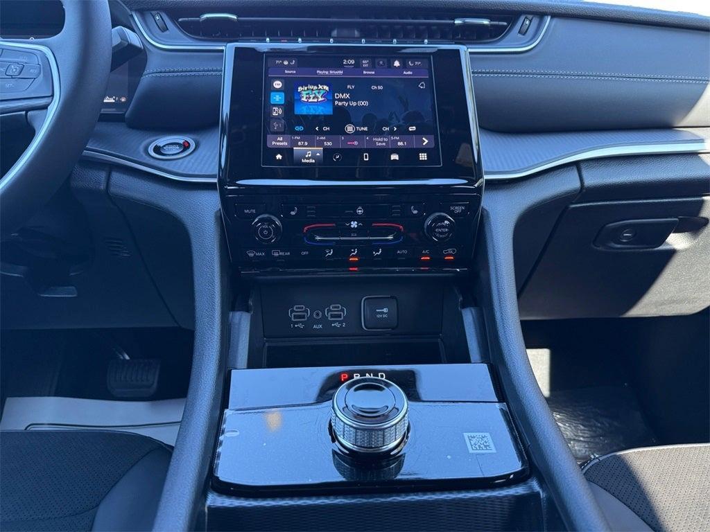 new 2025 Jeep Grand Cherokee car, priced at $38,478