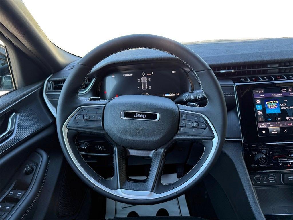 new 2025 Jeep Grand Cherokee car, priced at $38,478