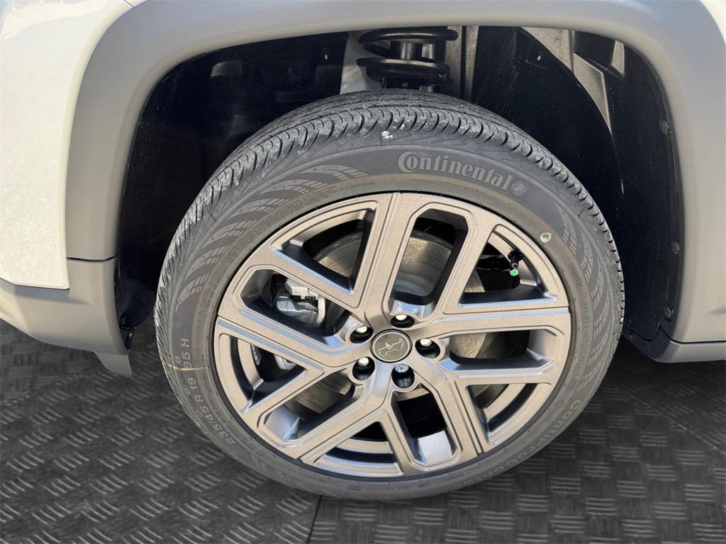 new 2025 Jeep Compass car, priced at $32,859