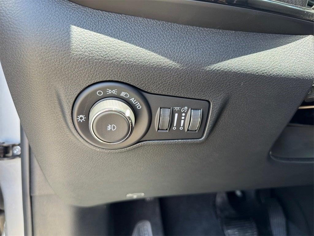 new 2025 Jeep Compass car, priced at $37,310