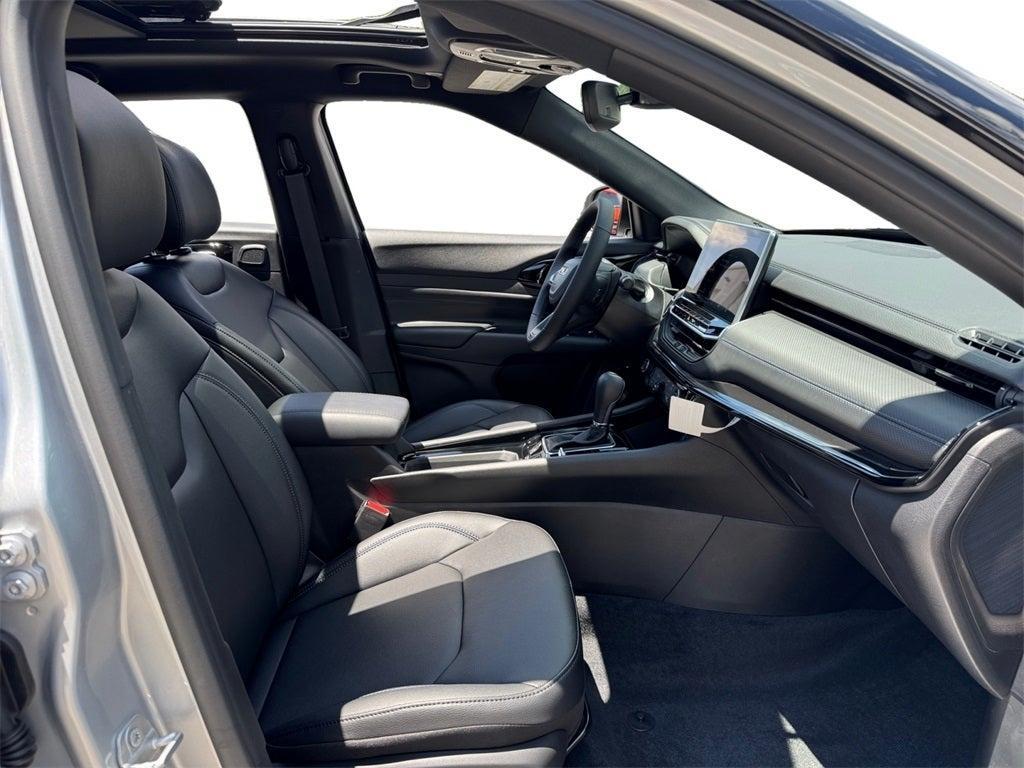 new 2025 Jeep Compass car, priced at $37,310