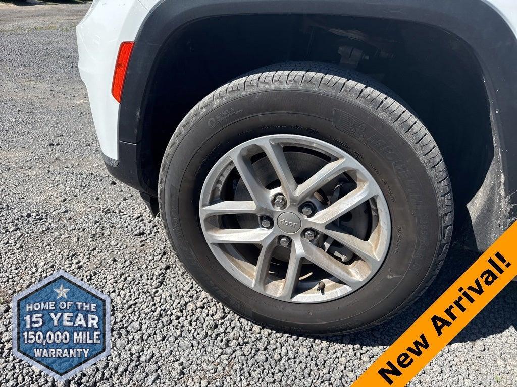 used 2023 Jeep Grand Cherokee L car, priced at $25,985