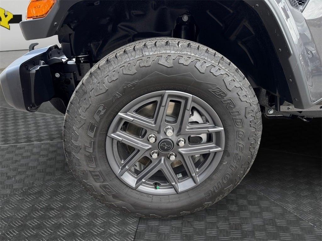 new 2025 Jeep Gladiator car, priced at $47,521
