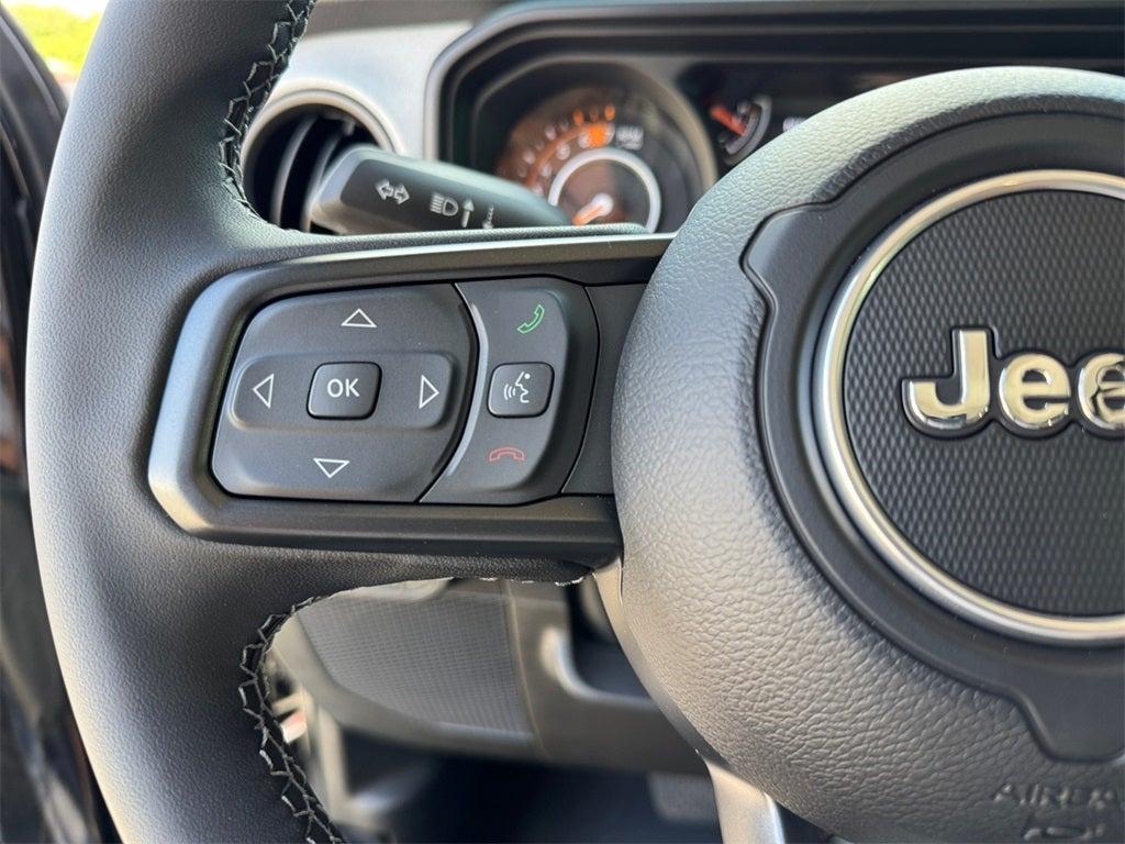 new 2025 Jeep Wrangler car, priced at $45,909