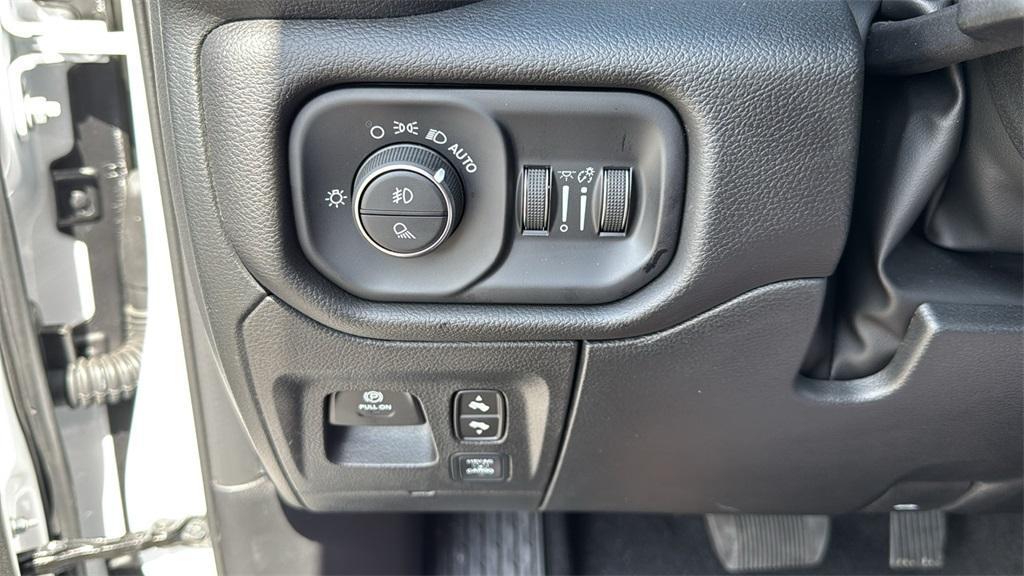 new 2025 Ram 1500 car, priced at $52,799