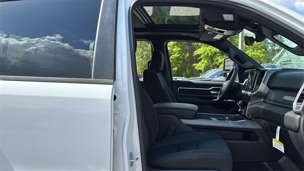new 2025 Ram 1500 car, priced at $52,799