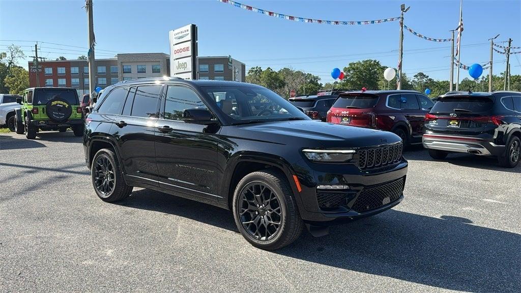 new 2025 Jeep Grand Cherokee car, priced at $65,102