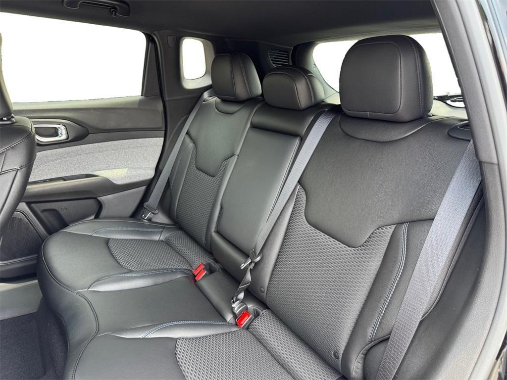 new 2025 Jeep Compass car, priced at $27,152