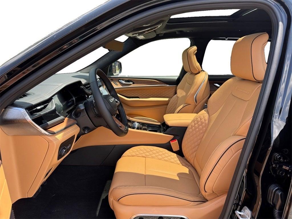 new 2025 Jeep Grand Cherokee L car, priced at $63,754