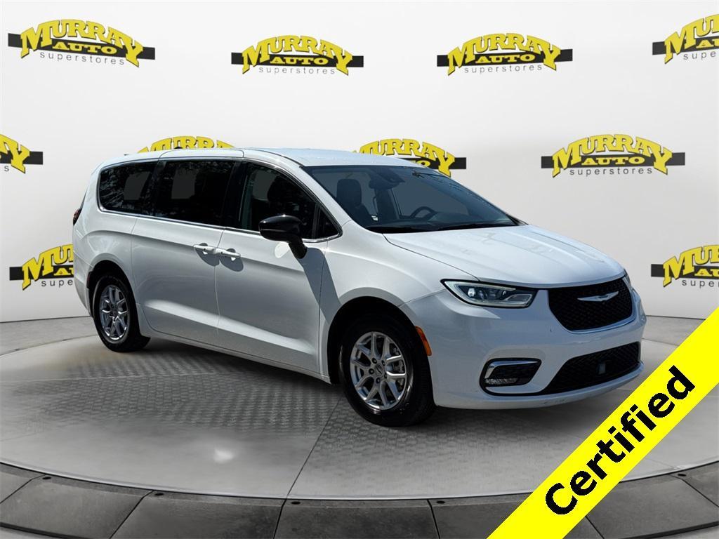 used 2024 Chrysler Pacifica car, priced at $26,909