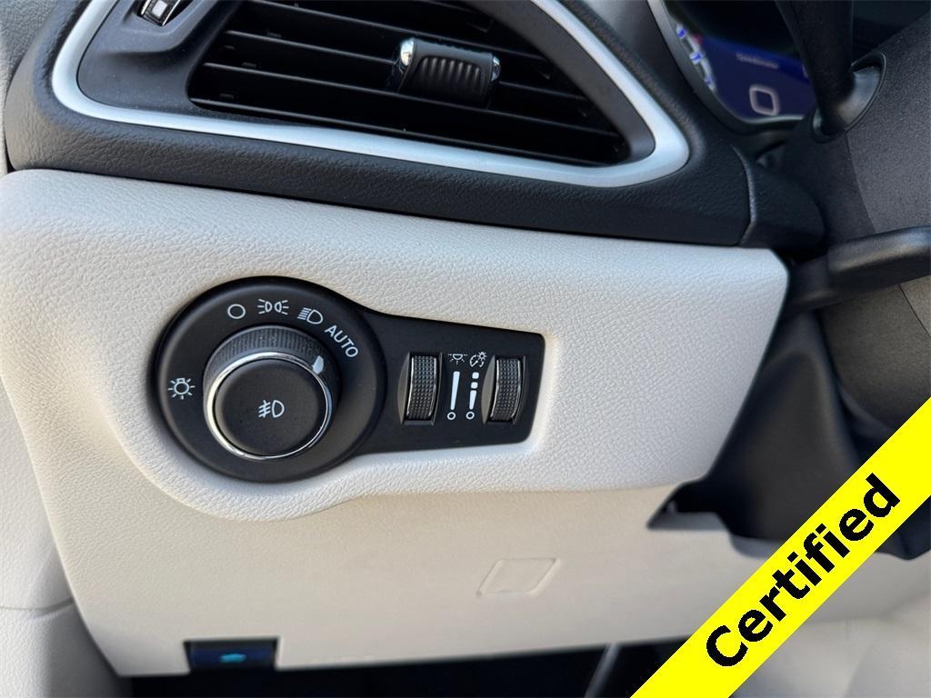 used 2024 Chrysler Pacifica car, priced at $26,909