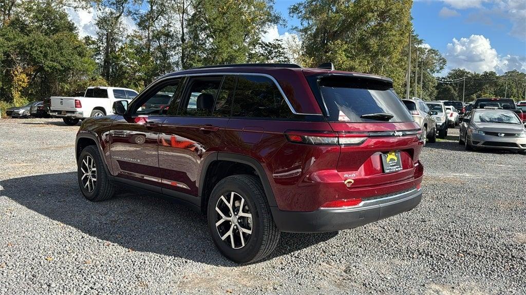 new 2025 Jeep Grand Cherokee car, priced at $44,800