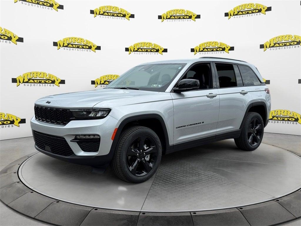 new 2025 Jeep Grand Cherokee car, priced at $43,685