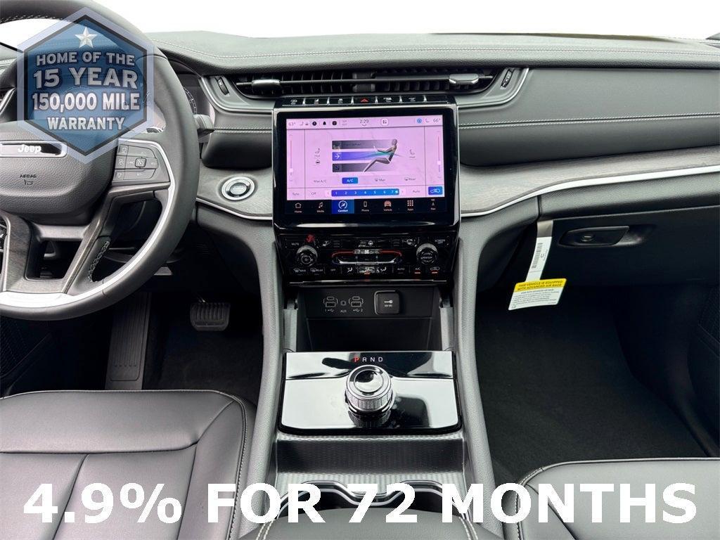 new 2025 Jeep Grand Cherokee car, priced at $37,186