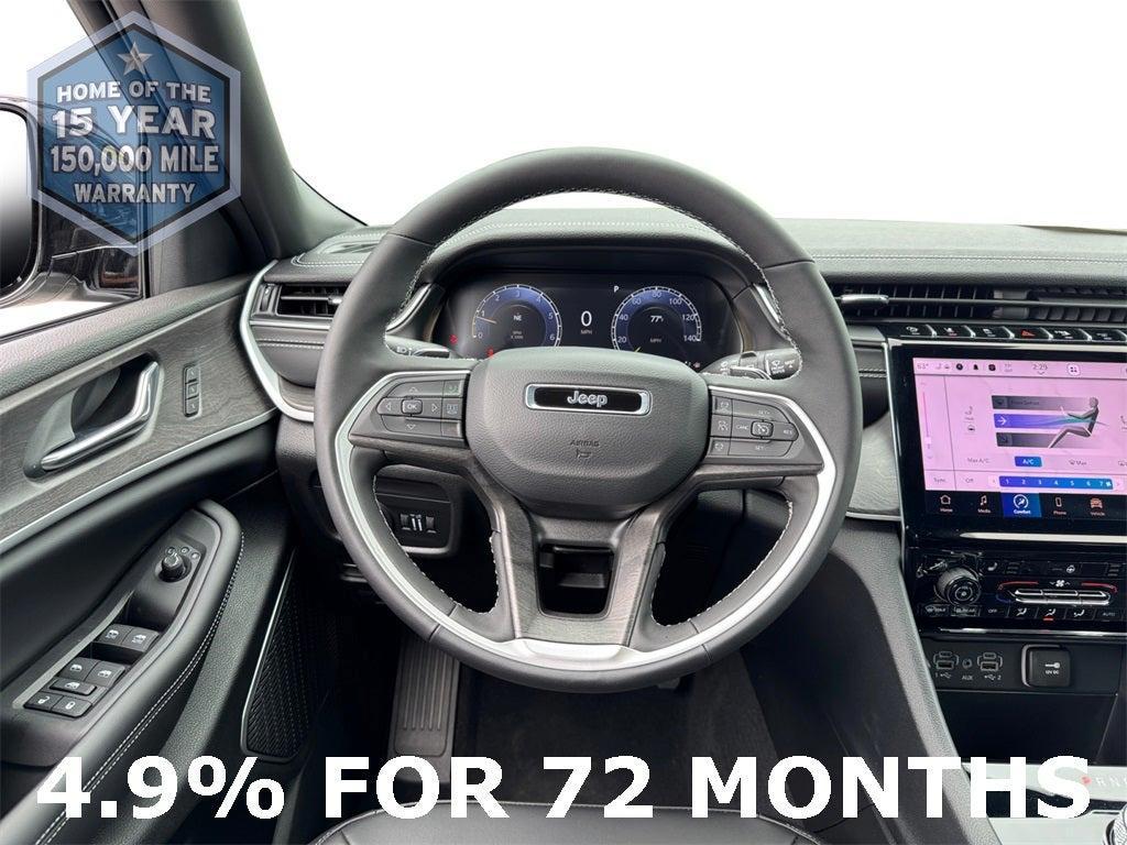 new 2025 Jeep Grand Cherokee car, priced at $37,186